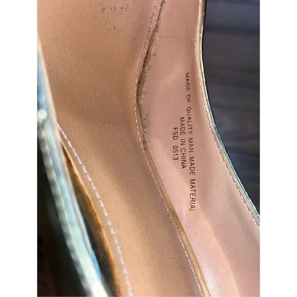 JOAN & DAVID Gold Danicolette Patent Leather Stiletto Pump Shoes Heels Size 10 - Picture 9 of 9